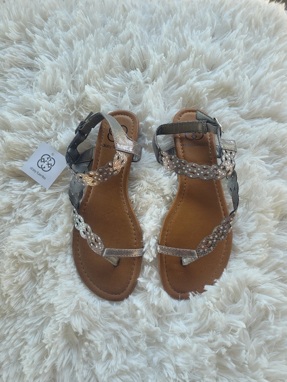 Daisy Fuentes Metallic Jewel Sandals, Size 8, New